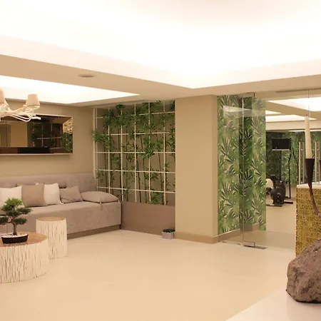 Tiara Thermal & Hotel 4*